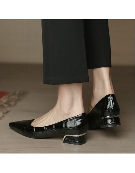Patent leather single shoes women's new soft bottom pointy head versatile career flat leather shoes Patent leather single shoes women's new soft bottom pointy head versatile career flat leather shoes