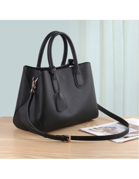 New leather women's bag large capacity cowhide handbag female middle-aged crossbody bag New leather women's bag large capacity cowhide handbag female middle-aged crossbody bag